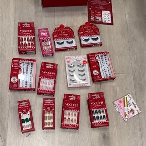 Kiss Vogueish Nail and Lash Bundle